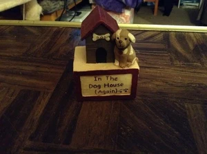 Figurine  - Picture 1 of 3