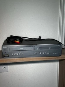 magnavox mwd2206 dvd/vcr combination player No Remote Tester Working - Picture 1 of 11