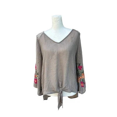 Blusa bohemia con detalle de encaje bordado de higo y flores M Foto 1 de 4