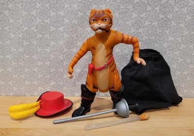 2004 Hasbro Shrek 2 Puss in Boots Hairball Action Figure Accessories Red Variant - Image 1 of 4