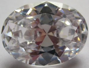 2 Cubic Zirkonia, oval, weiss, 8x6 mm, Facetten-Schliff, synthetische Edelsteine - Bild 1 von 3