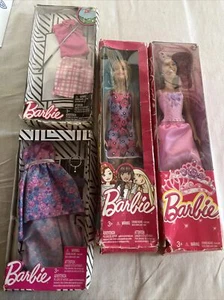 Barbie Puppe und Kleidung - Bild 1 von 9