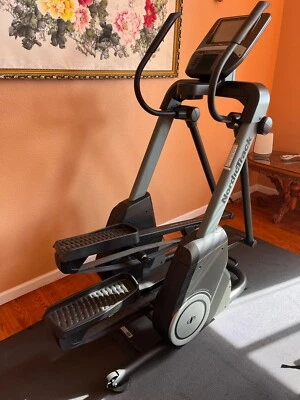 Nordictrack FreeStride Trainer FS10i Elliptical - Image 1 of 4
