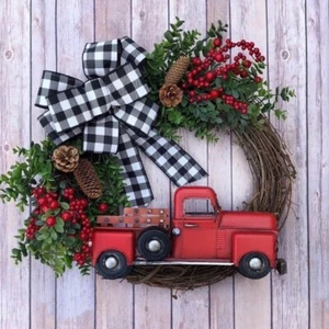 Decorated Christmas Holiday Wreath - Handmade - Picture 1 of 2