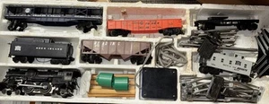 Original 1970's LIONEL ROCK ISLAND EXPRESS 027 Gauge  8142 Extras - Picture 1 of 2