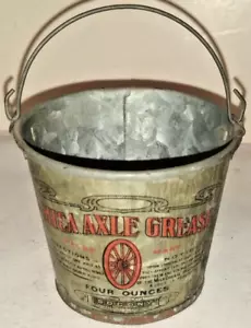 RARE 1900'S SOCONY 4 OUNCE SAMPLE SIZE MICA AXLE GREASE TIN PAIL NICE - Picture 1 of 6