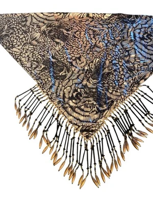 Bufanda con flecos con cuentas negra y plateada envoltura sedosa cápsula / se puede usar de varias maneras Foto 1 de 4