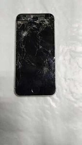 Iphone SE 16GB Silver - Picture 1 of 3