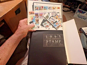 3J - NOS USPS stamp collectors book- 1995 Commemorative set - Picture 1 of 1