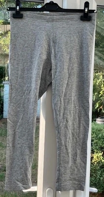 Ladies H&M Gey Short Leggings Size M NWT - Image 1 of 2