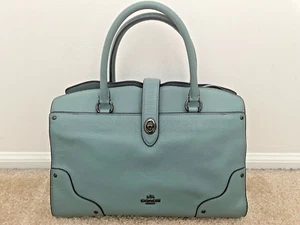 Neu mit Etikett Coach Mercer 30 Schulranzen Umhängetasche Cloud blau getarnt Leder 37575 - Bild 1 von 4