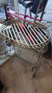 Wrought iron Chic Magazine Rack Newspaper Stand Holder Cream Scroll - Picture 1 of 4