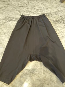 COMME DES GARCONS COMME DES GARCONS LADIE'S BLACK DROP CROTCH WOOL PANTS - SZ M - Picture 1 of 9