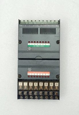 Idec Izumi FA-1J 8 Relay Output Unit PFJ-T081U / DC Input unit (SINK) - Image 1 of 4