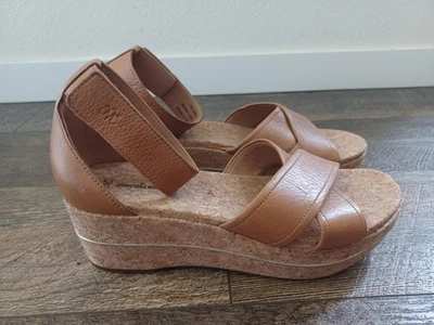 Sandalias de cuña Johnston & Murphy Gigi de cuero marrón para mujer talla 10 m Foto 1 de 4