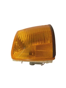 1990-1994 VOLKSWAGEN PASSAT RIGHT SIDE TURN SIGNAL LIGHT OEM, 116-58270 - Picture 1 of 5