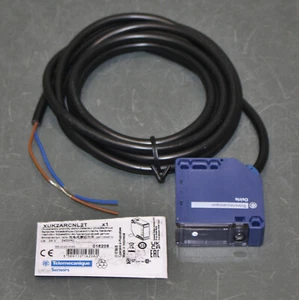 Telemecanique Photoelectric Sensor Transmitter XUK2ARCNL2T, 24-240V AC / DC - Picture 1 of 5