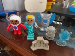 Set Of 2 CBeebies Go Jetters Figures - Picture 1 of 5