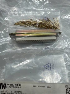 Amphenol Mil-Spec D-Sub Connector M24308/4-4F - Picture 1 of 5