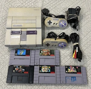 Super Nintendo Console SNES With 2 Controllers + 5 Games AUTHENTIC - Picture 1 of 12