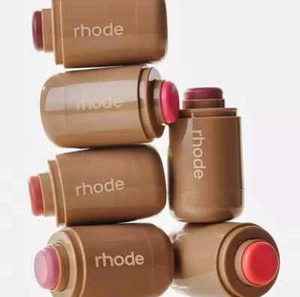 Rhode "Pocket Blush" - Wszystkie odcienie dostępne 0,18 uncji Nowy w pudełku - Zdjęcie 1 z 10