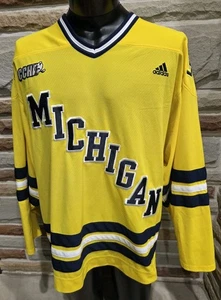 Adidas University of Michigan Wolverines NCAA CCHA Hockey Trikot Herren L genäht - Bild 1 von 6