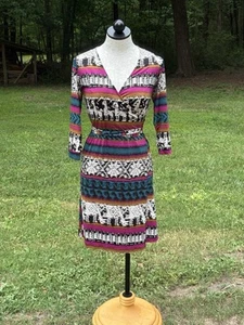 EUC Veronica M Wrap Dress Women S Pink White steal Gold V-Neck Artsy Cute! - Picture 1 of 8