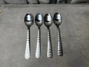 Cambridge BERKSHIRE SAND Stainless 18/10 Tablespoons Soup Lot of 4 Zig Zag - Picture 1 of 9