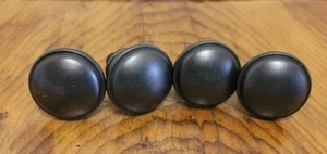 Juego de 4 perillas de tracción de cajón de metal gabinetes de hardware acabado bronce oscuro tornillos - Imagen 1 de 4