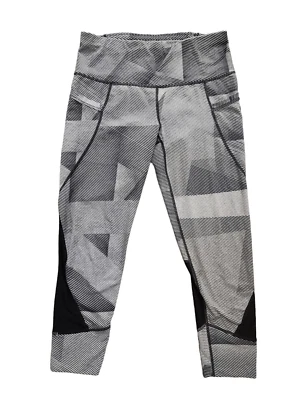 Athleta Zip Pocket 7/8 legging gray/black Size small poly/lycra - Imagem 1 de 4