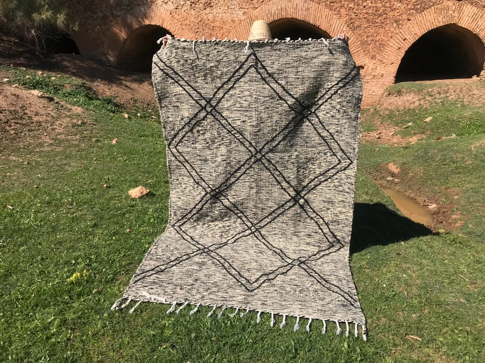 Moderna alfombra marroquí Beni Ourian, alfombra marroquí alfombra colorida hecha a mano Foto 1 de 4