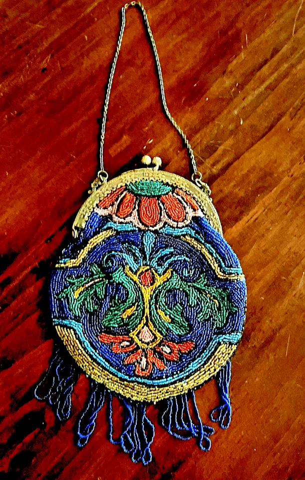 ANTIGUO BOLSO DE MANO MONEDERO ANTIGUO ART NOUVEAU COLORIDO MICRO CUENTAS Foto 1 de 4