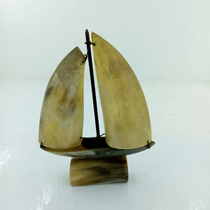 Vintage Scrimshaw Style ?Horn Bone Construction 8" Segelboot.v.g.c - Bild 1 von 6