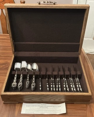 60 PCS Oneida Community CHANDELIER Stainless 12 Settings Dinner Knives Forks Spn - Image 1 of 4