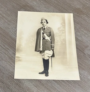 Early Rinehart-Marsden Omaha foto donna ufficiale uniforme Cape Saber c1930 - Foto 1 di 4