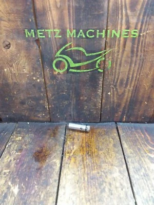 Honda CB600f 599 Hornet 2002-2004 OEM válvula de alivio de presión de aceite liberación de presión Foto 1 de 4