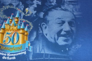 Disneyland Exclusive 50th Anniversary T-shirt July 17, 2005 Walt Disney Design - Picture 1 of 9