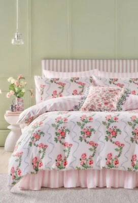 Cath Kidston Rose Flutter Pink Bedding Set With Pillowcases – 4 Sizes - Image 1 of 4