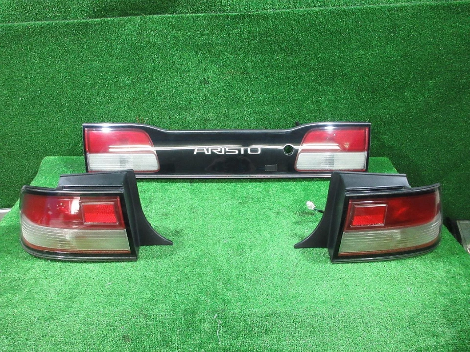 JDM 1996 丰田 Aristo JZS147 雷克萨斯 GS300 尾灯尾灯套装 原始设备制造商 — 第 1/1 张图片