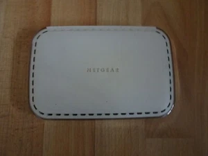 Sky Broadband Router made by Netgear - Picture 1 of 2