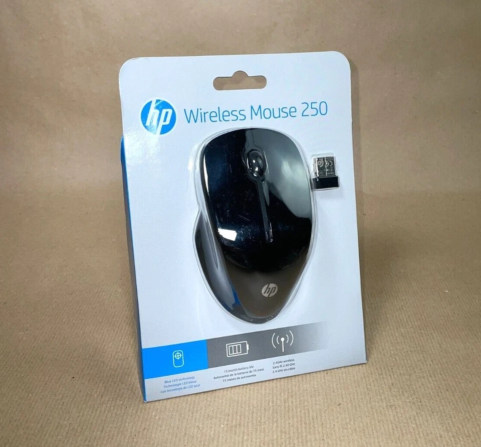 HP Wireless Mouse 250 - Blue LED Technology - 15 months Battery life  NEU - Bild 1 von 1