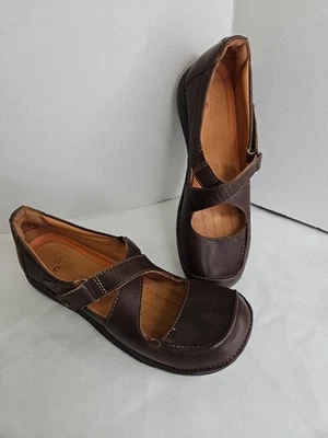 Clarks Womens Un Loop Strap Mary Jane Black Leather Brown Color - Image 1 of 4