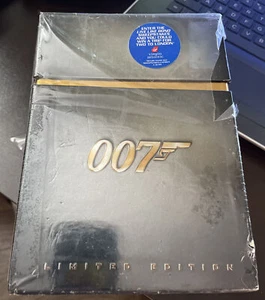 JAMES BOND 007 *TOMORROW NEVER DIES* VHS 1998 SET LIMITED EDITION (BN) - Picture 1 of 8