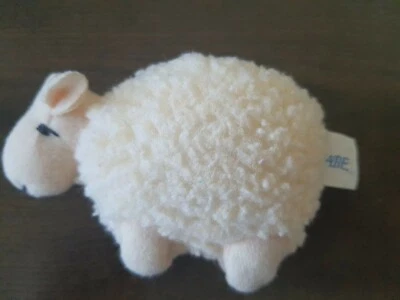 McDonald's Babe Pig Movie MAA THE SHEEP 4" Plush STUFFED ANIMAL Toy 1995 - Image 1 of 4