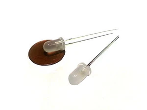 LED 5mm purweiß 4-19V diffus , kein Vorwiderstand nötig 30 Stück - Picture 1 of 2