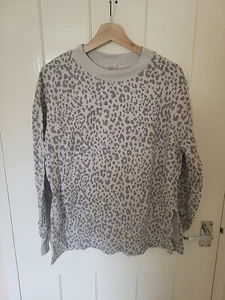 Gap Jumper Gray Animal Print Ceetah Long Sleeves Medium - Picture 1 of 3