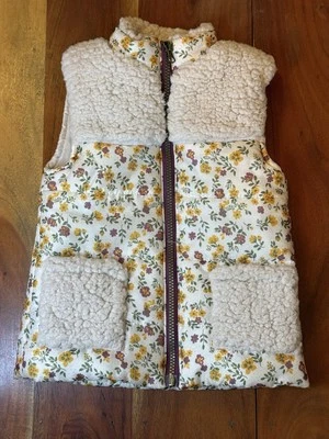 Little Lass Girls Size 4T Floral Puffer Vest Sherpa Trim Cozy Cottagecore - Image 1 of 4