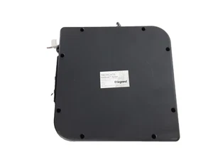 Legrand TBCRCAT6 InteGreat RJ45 Port Retractor Cassette for CAT6 Ethernet RJ45 - Picture 1 of 5