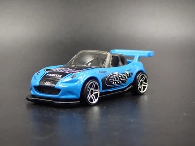 Modello Auto Diecast In Scala 1:64 MAZDA MX5 MIATA Cabriolet 2015-2025 EIBACH - Immagine 1 di 4