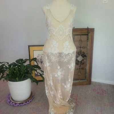 Vestido Vintage Malla Completamente Cuentas Crema/Blanco Glamour Festival Nupcial Mediano  Foto 1 de 4